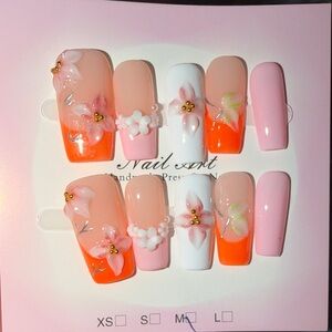 Peach & Coral Floral Press-On Nail Set